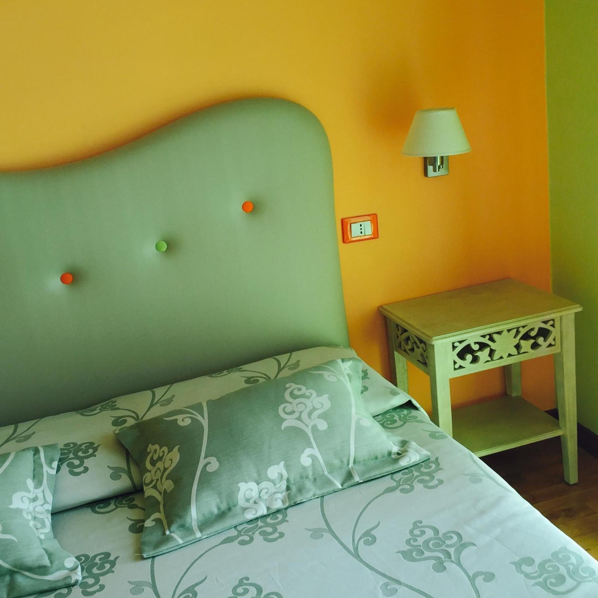 Savoy Hotel 3*