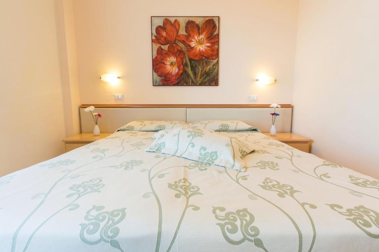 Savoy Hotel 3*